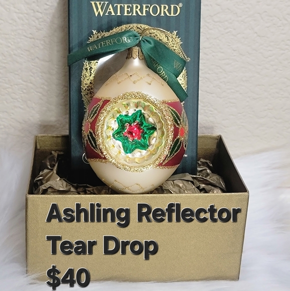 WATERFORD HOLIDAY HEIRLOOMS SNUG IN THEIR BEDS ORNAMENT - Picture 13 of 16